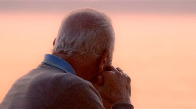 Συγκλονίζει 92χρονος στην Κρήτη – Πέθανε η γυναίκα του και ήπιε χλωρίνη για να αυτοκτονήσει!
